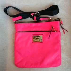 💣💥Juicy Couture crossbody purse